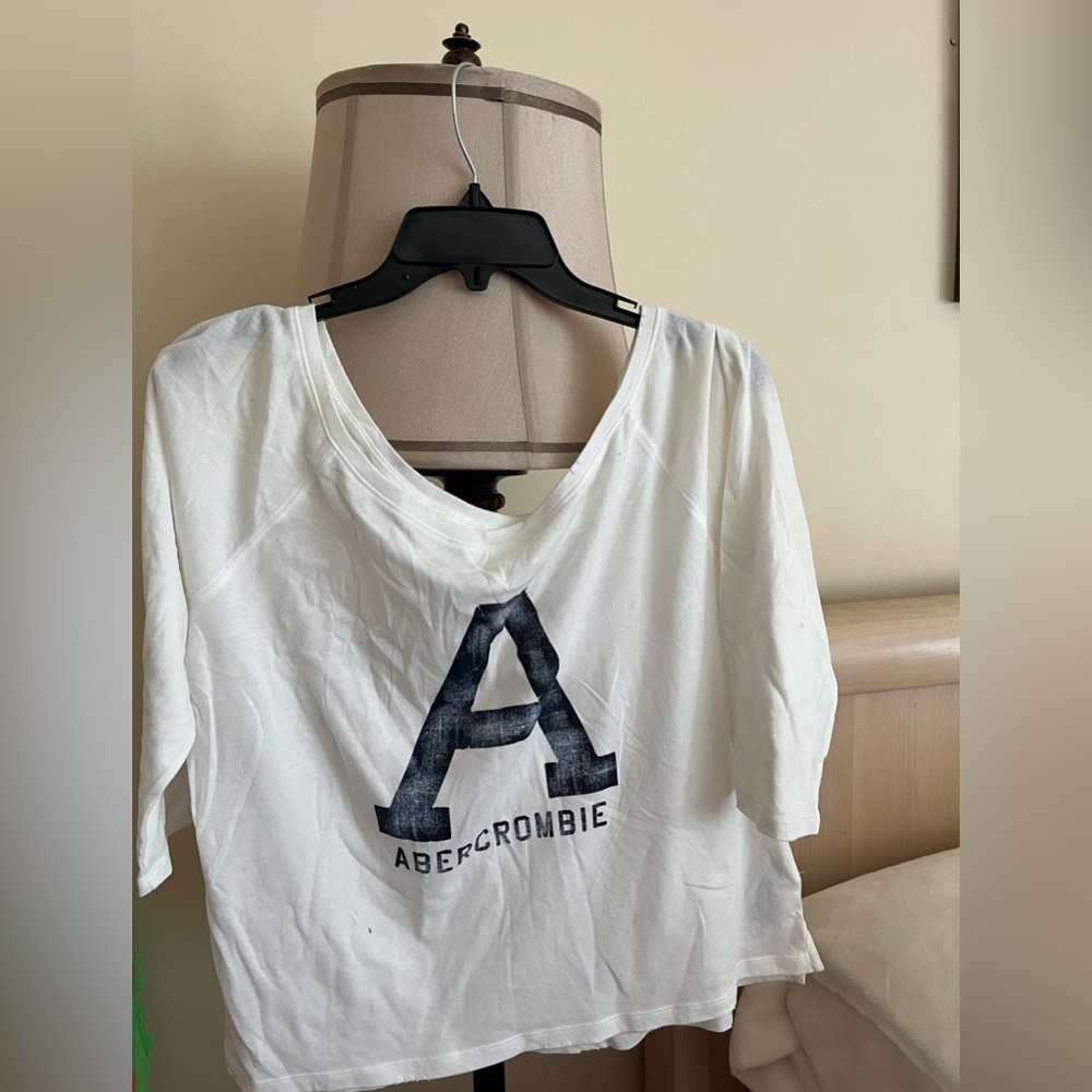 Abercrombie & Fitch women’s long sleeve